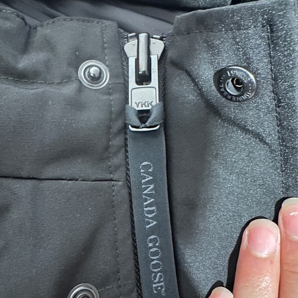 Canada goose vest - Picture 3 of 6